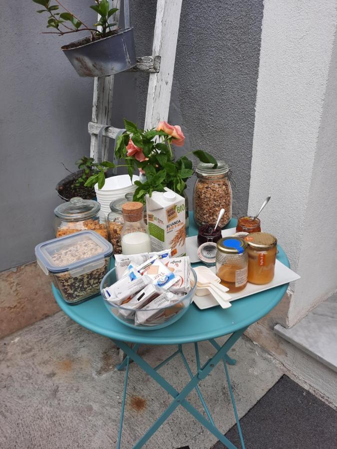 Hotel Rione San Carlo Finale Ligure Zewnętrze zdjęcie